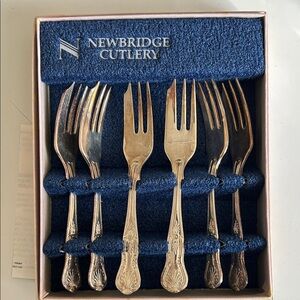 Newbridge Sterling Plated Pastry Silver Fork Set
